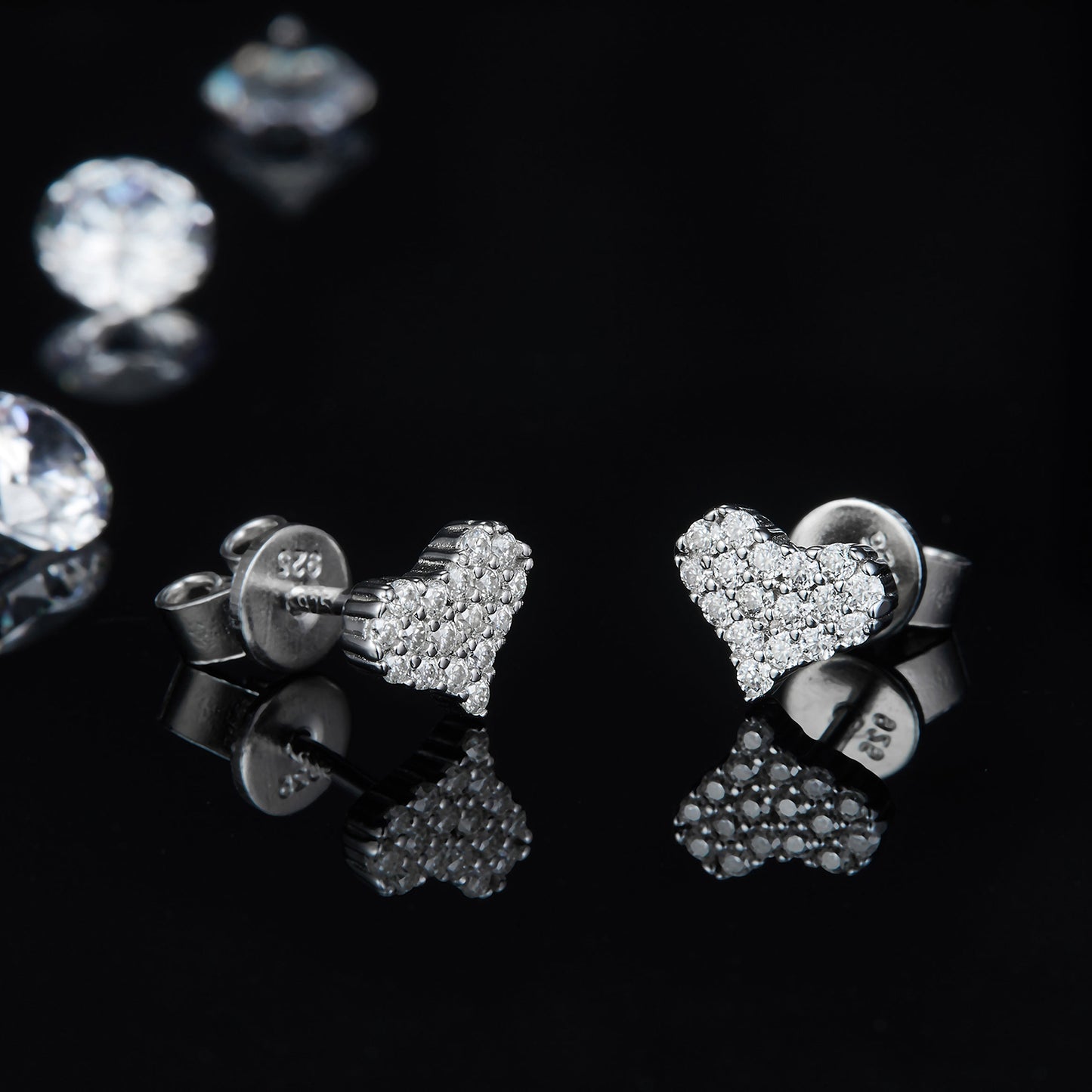 THE MARIE HEART EARRINGS