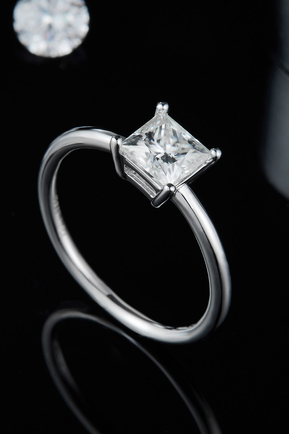 THE KARA SOLITAIRE TRIANGLE RING