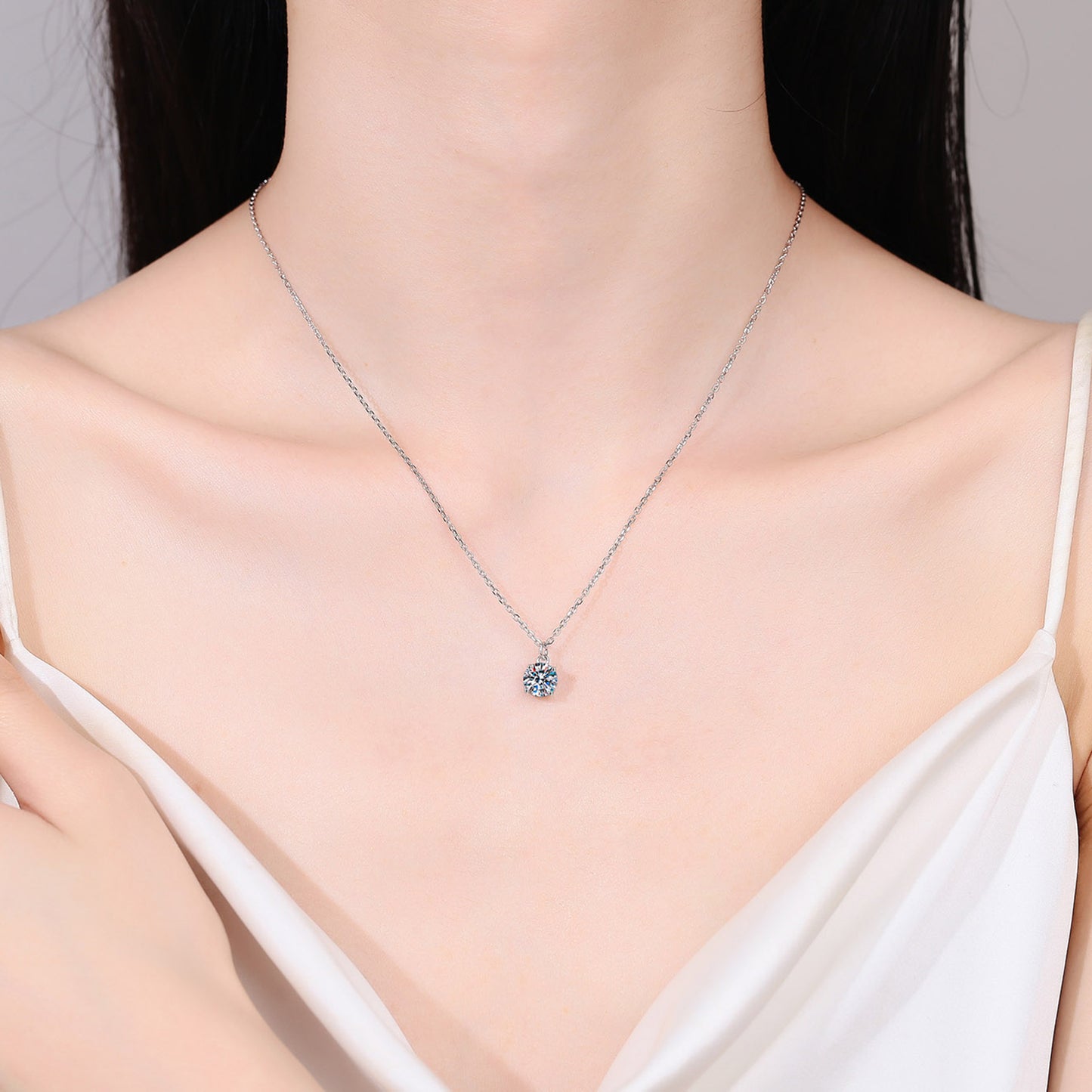 THE MIA SOLITAIRE NECKLACE