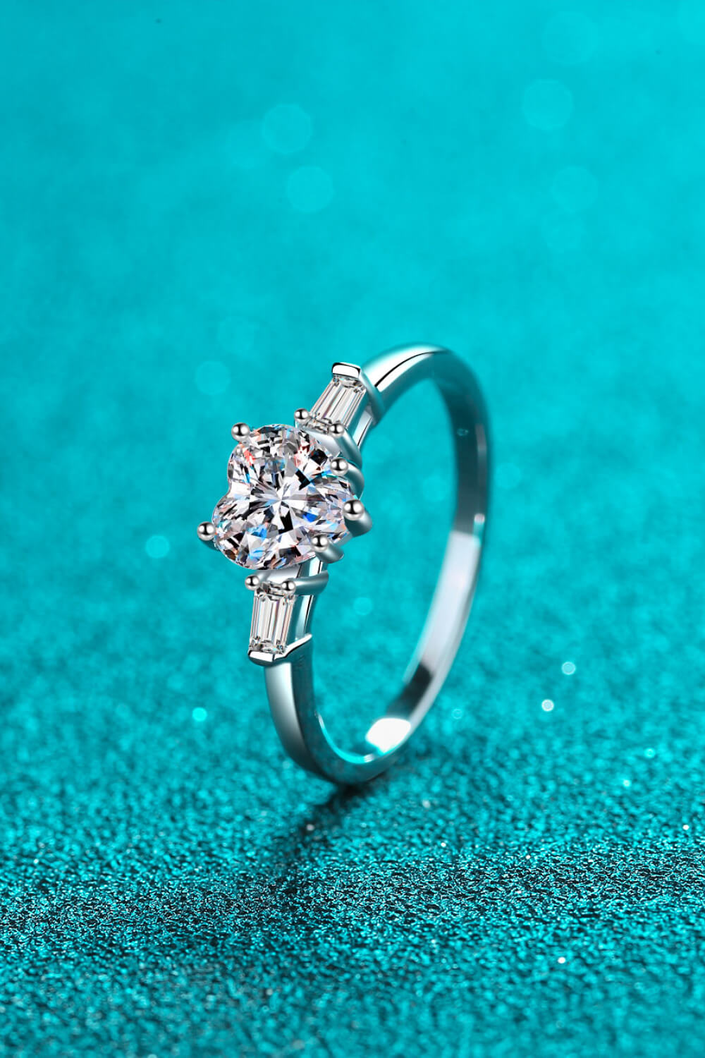 THE LIYLAH HEART RING